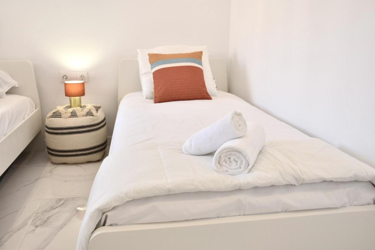 Myflats Deluxe Seafront Arenales del Sol Exterior foto